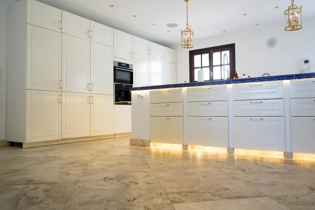 Holiday home Huge Golf And Spa Mansion 8 Min From Puerto Banus Estepona