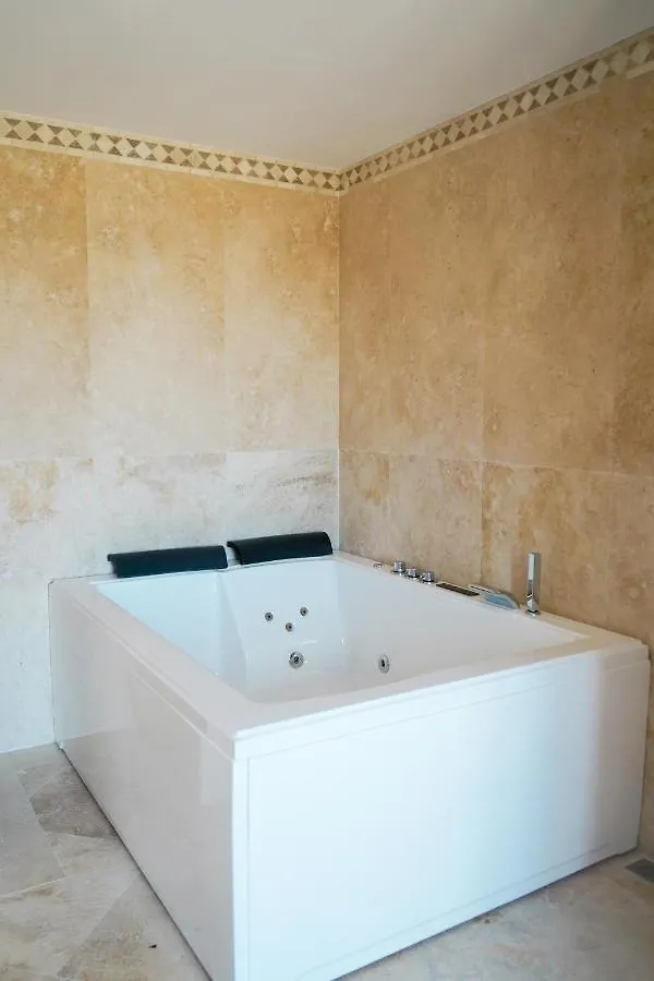 Holiday home Huge Golf And Spa Mansion 8 Min From Puerto Banus Estepona
