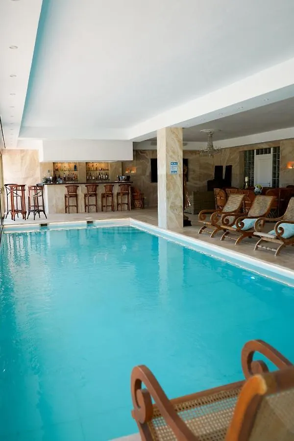 Huge Golf And Spa Mansion 8 Min From Puerto Banus Estepona Holiday home