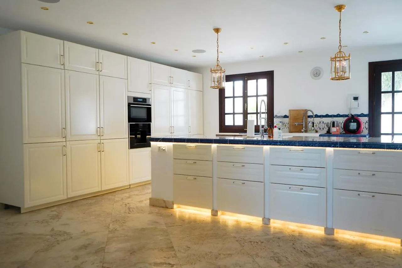 Huge Golf And Spa Mansion 8 Min From Puerto Banus Estepona